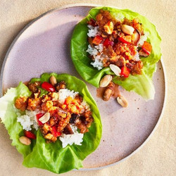 Crumbled-tofu-and-shiitake Lettuce Cups