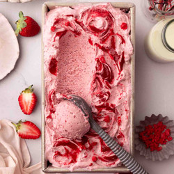 Vegan Strawberry Ice Cream