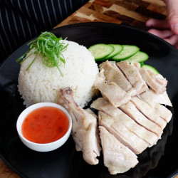 Rice Cooker Hainanese Chicken – One-pot Comfort With Big Flavor