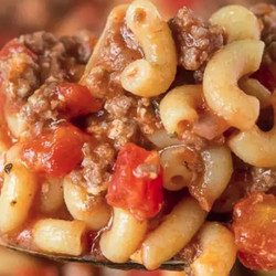 La Fameuse Recette De Macaroni Sauce À La Viande De Maman! Humm!