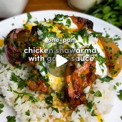 One-pan Chicken Shawarma With Roasted Garlic Sauce