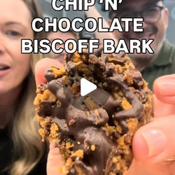 Chip 'n' Chocolate Biscoff Bark