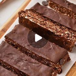 Protein Bars Without Protein Powder (11g Protein, 9g Fiber)