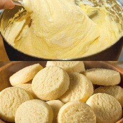 Keto Shortbread Cookies