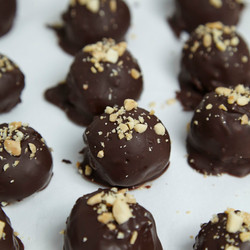 Peanut Butter Cheesecake Truffles