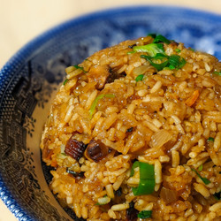 Chinese Sticky Rice (臘味糯米飯)