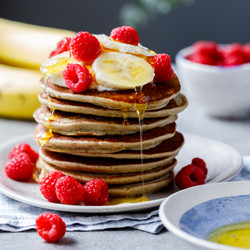 Easy And Healthy Banana Oat Pancakes