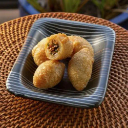Fried Mochi Dumplings With Pork And Dried Radish