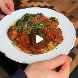 Spaghetti And Meatballs
