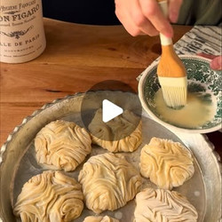 El Açmasi Mayasiz Kiymali Çitir Börek watch video for pastry method mega must