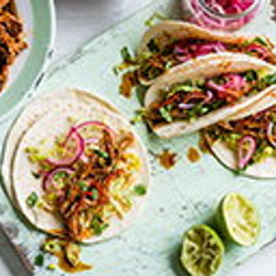 Slow Cooker Pulled Pork Tacos