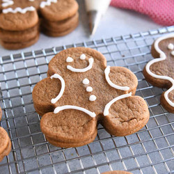 Soft And Chewy Gingerbread Cookies