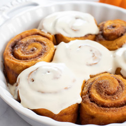 2 Ingredient Dough Pumpkin Pie Cinnamon Rolls