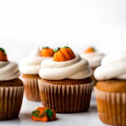 Pumpkin Cupcakes With Cream Cheese Frosting
