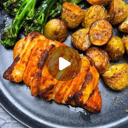Hasselback Halloumi Chicken