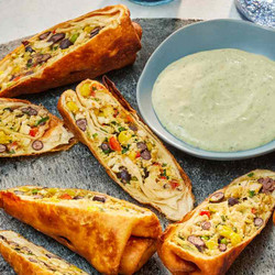 Copycat Chili's Southwestern Eggrolls