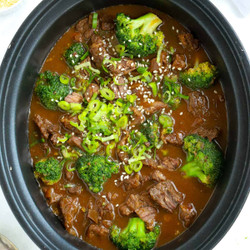 Slow Cooker Beef And Broccoli