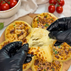 Cheesy Naan