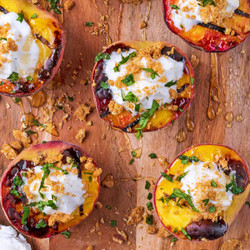 Grilled Peaches With Cinnamon And Honey