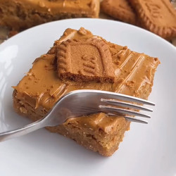 Biscoff Blondies