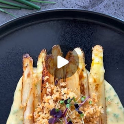 Gebratener Weißer Spargel Mit Pankocrunch Und Schnittlauchmayo