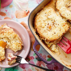 Croque Madame Breakfast Casserole With Ham And Gruyère