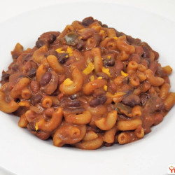Slow Cooker Vegetarian Chili Mac