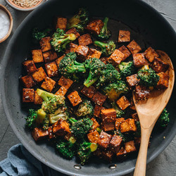 Tofu And Broccoli Stir Fry