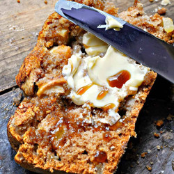 Vegan Apple Pie Bread