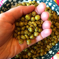 Crunchy Roasted Green Peas Snacks