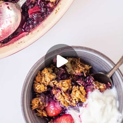 Berry Breakfast Crisp