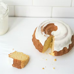 Bay Leaf Pound Cake
