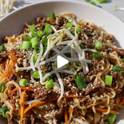 One-pan Caramelised Beef Ramen Noodles