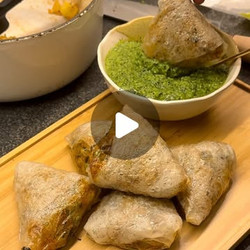 Vegetarian Samosas With Rice Paper Sheets