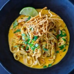 Khao Soi (thai Coconut Noodle Soup)