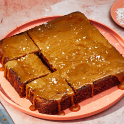 Caramel Apple Snacking Cake