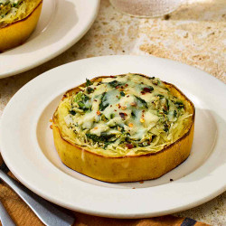 Spinach &amp; Artichoke Spaghetti Squash Nests Are Like Eating Your Favorite Dip For Dinner