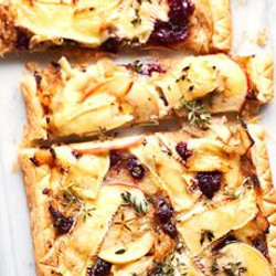 Brie, Apple &amp; Onion Tart