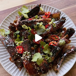 Honey &amp; Soy Glazed Pork Ribs meat Brendan Pang