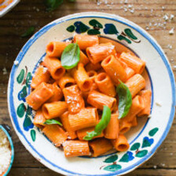 Rigatoni With Vodka Sauce