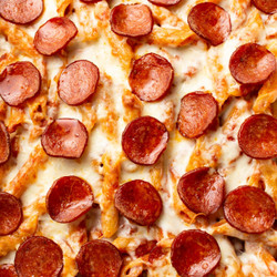 Super Easy Pizza Pasta Bake