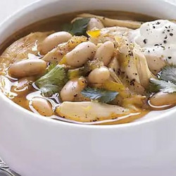 Southwestern Chicken And White Bean Soup