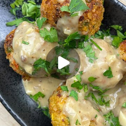Chicken Pot Pie Meatballs
