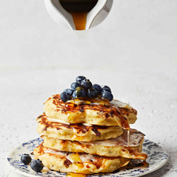 Honey-lemon Cottage Cheese Pancakes