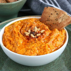 Хумус З Морквою Та Куркумою