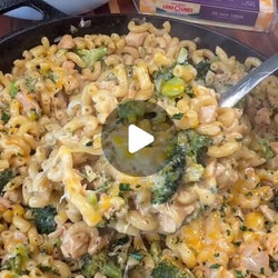 Cheesy Chicken Broccoli Mac