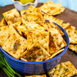 Dill Pickle Saltines