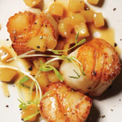 Scallops With Apple Pan Sauce