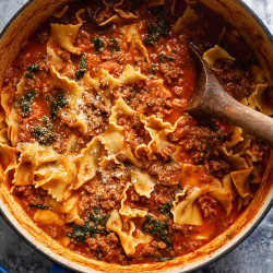 Mouthwatering One Pot Lasagna Soup
