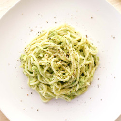 Creamy Avocado Pasta With Shirataki
